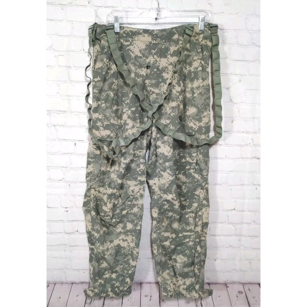 Trousers Soft Shell Cold Weather w/ Suspenders Men's M Reg. Digital Camouflage